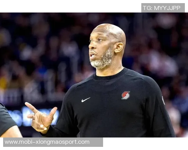 开拓者媒体人杨瀚森疲惫奔波应对扎克埃迪挑战艰难重重